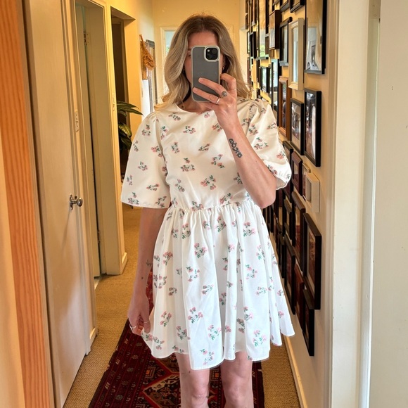 Sister Jane White Floral Embroidered Backless Baby Doll Mini Puff Sleeve Dress - Picture 4 of 17